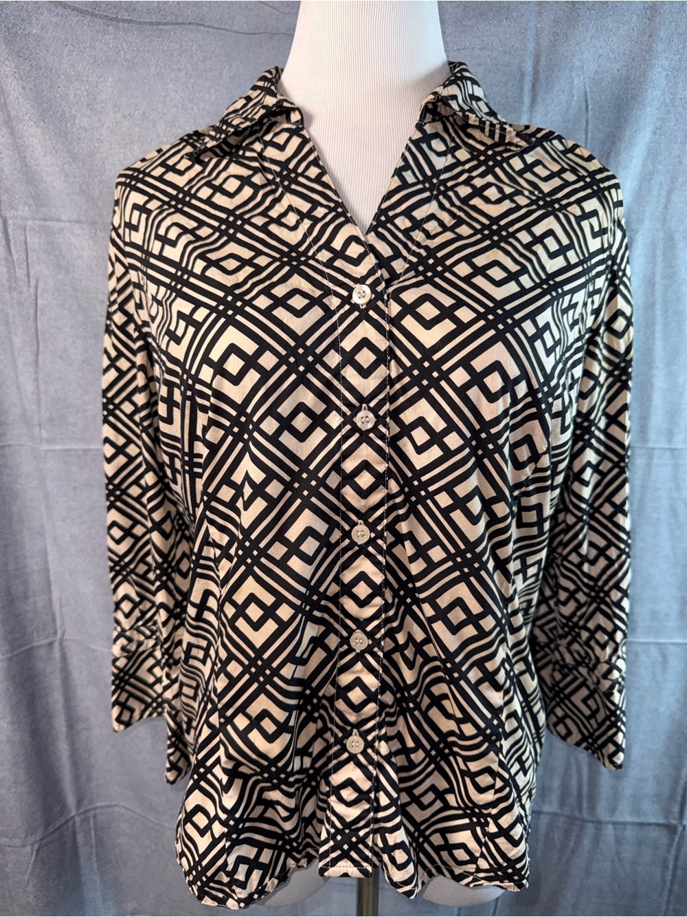 1233-Alfani Black and Cream Geometric Button-Down Shirt
